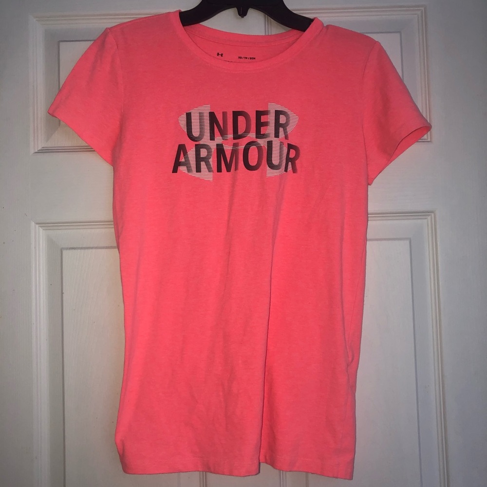 UNDER ARMOUR TEE